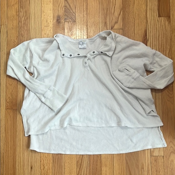 aerie Tops - White Long Sleeve Waffle Knit Quarter Snap